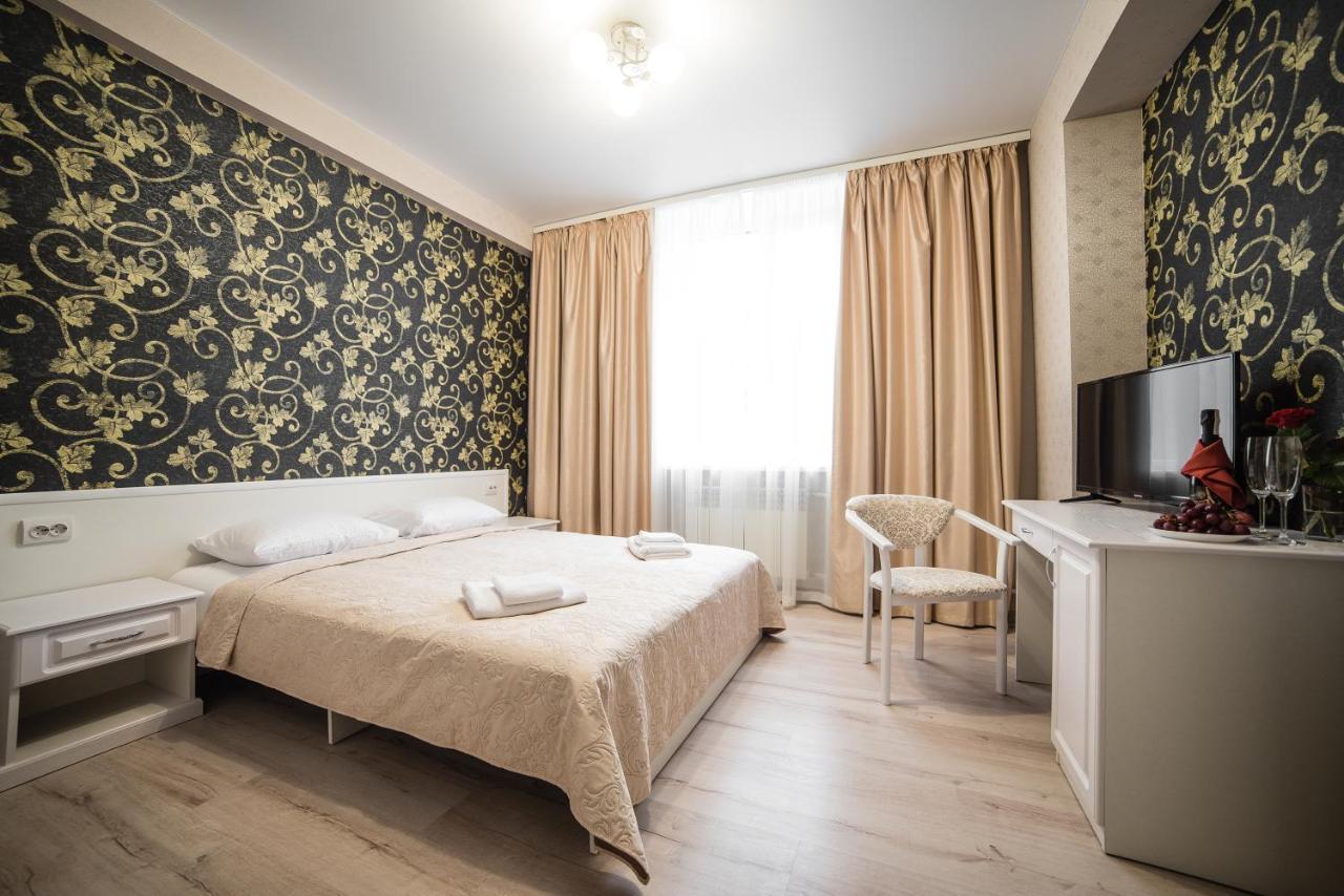 Sergeev Hotel Nikolayev Ngoại thất bức ảnh