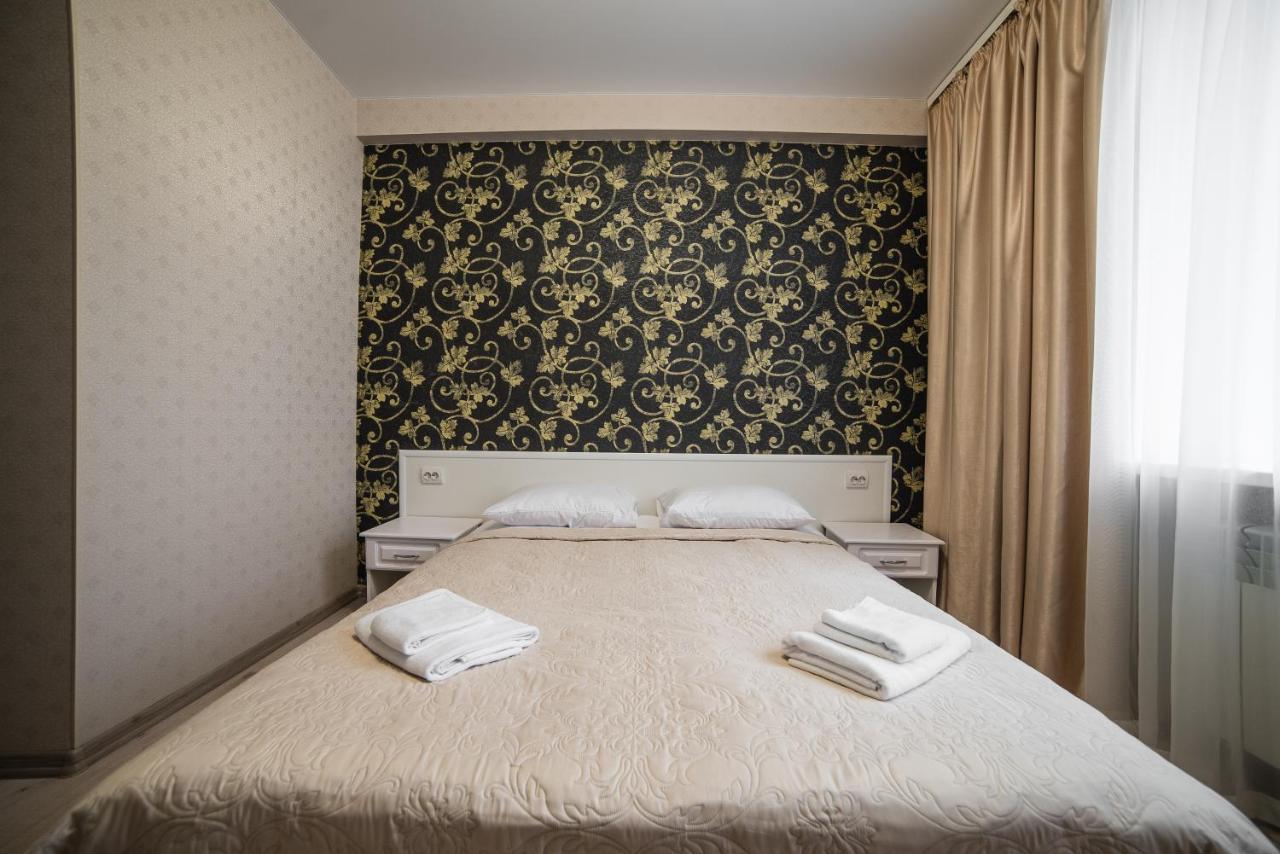 Sergeev Hotel Nikolayev Ngoại thất bức ảnh
