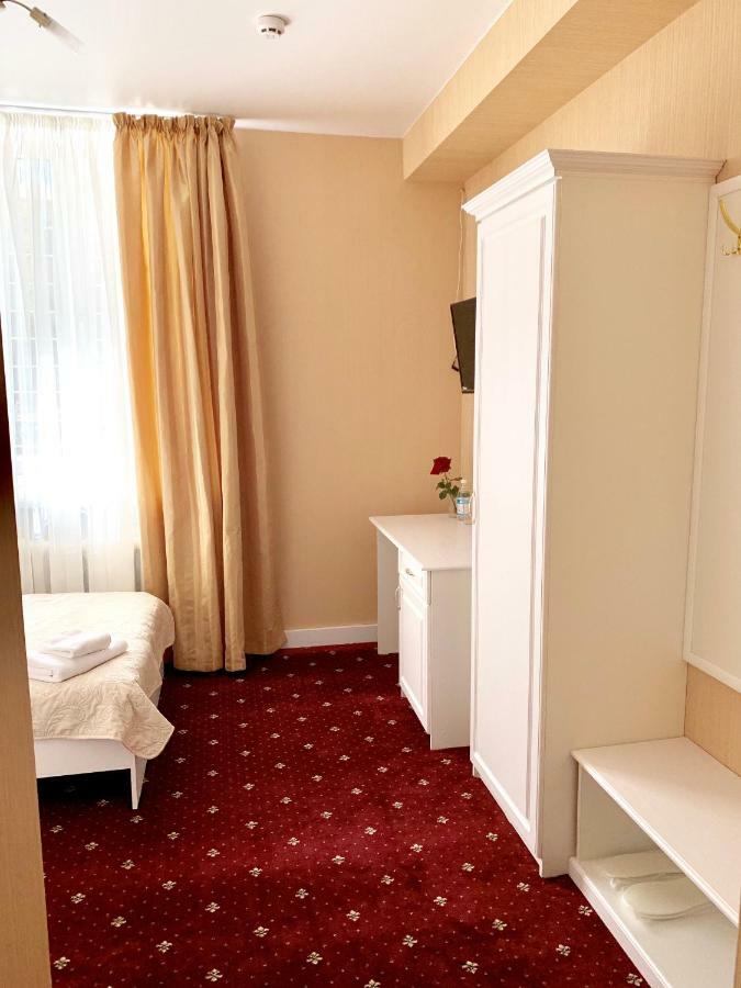 Sergeev Hotel Nikolayev Ngoại thất bức ảnh